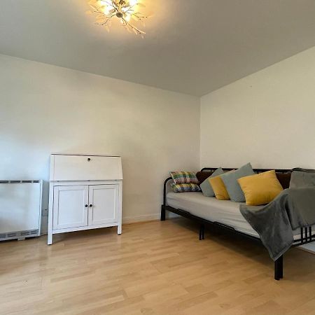Surrey Docks Se16 Near Canada Water N Easy Access Canary Wharf London Eksteriør billede