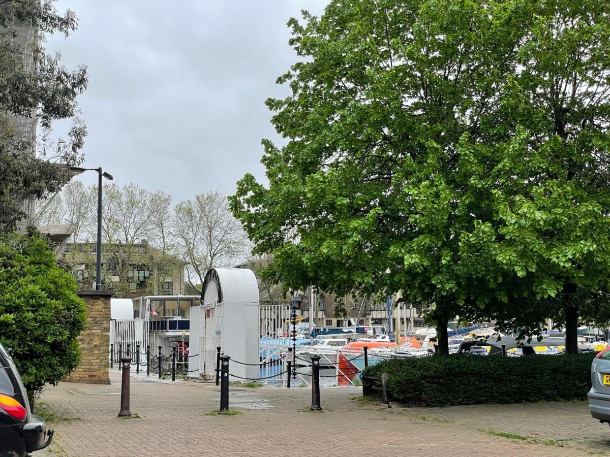 Surrey Docks Se16 Near Canada Water N Easy Access Canary Wharf London Eksteriør billede