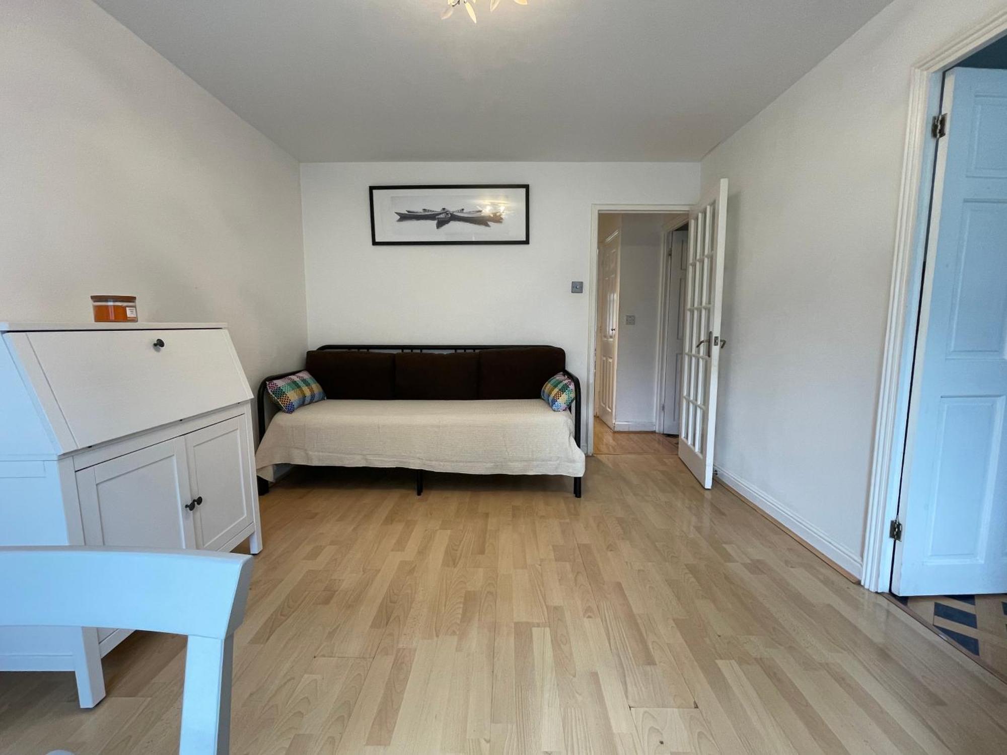 Surrey Docks Se16 Near Canada Water N Easy Access Canary Wharf London Eksteriør billede